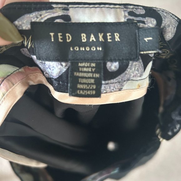 Ted Baker Pencil Skirt Side Zip in TB Size 1 Workwear Black - Picture 4 of 7